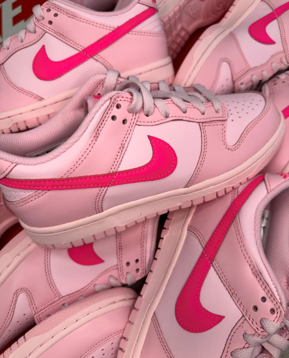 Dunk Low Triple Pink PS