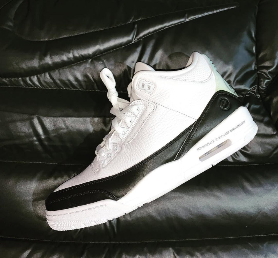 Air Jordan 3 x Fragment