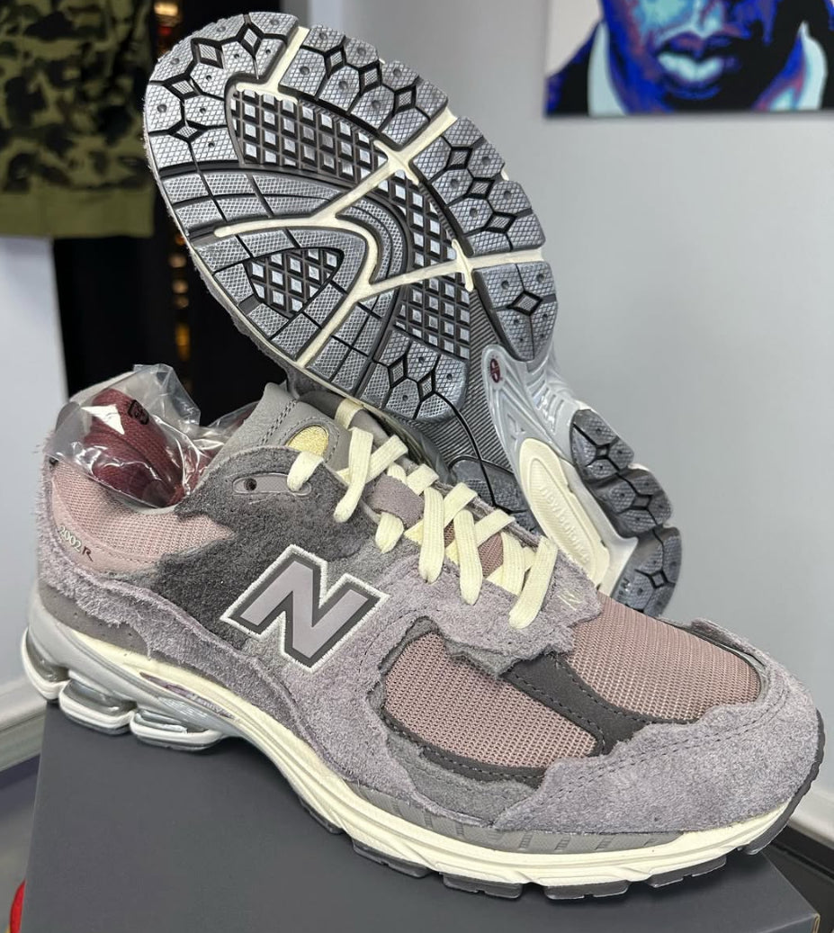 New Balance 2002r x Dusty Lilac