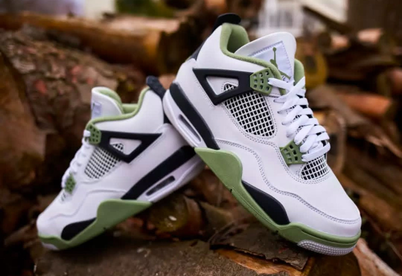 Air Jordan 4 x Seafoam (W)