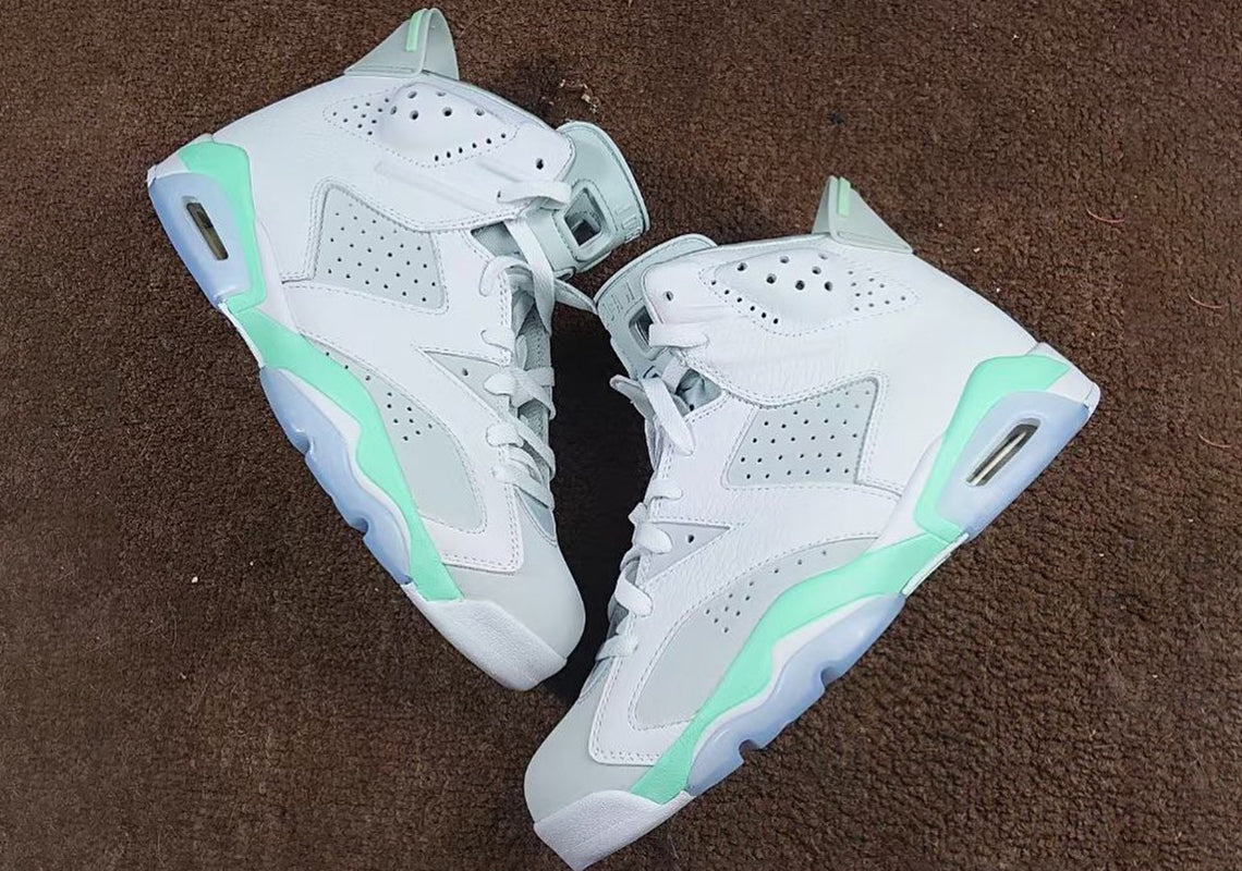 Air Jordan 6 x Mint Foam (W)