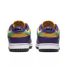 Nike Dunk Low x Lisa Leslie (W)