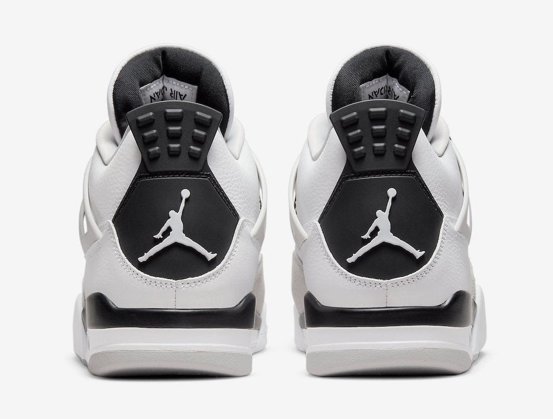 Air Jordan 4 x Military Black