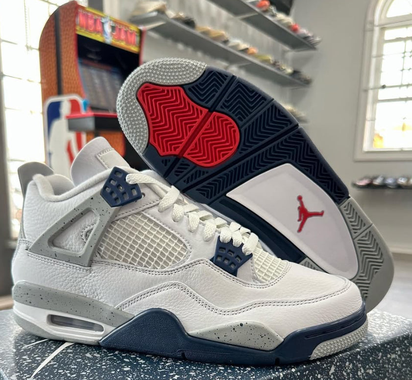 Air Jordan 4 x Midnight Navy GS