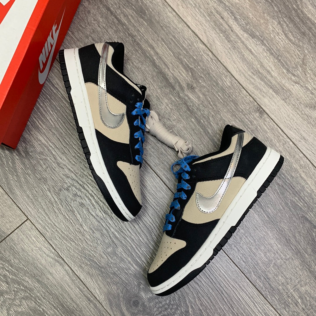 Nike Dunk Low Starry Laces (Women's)